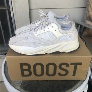 Yeezy boost 700 Analog slightly worn/ great shape 7/10